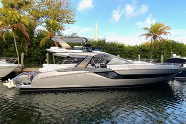 48' Azimut 2022 Yacht For Sale